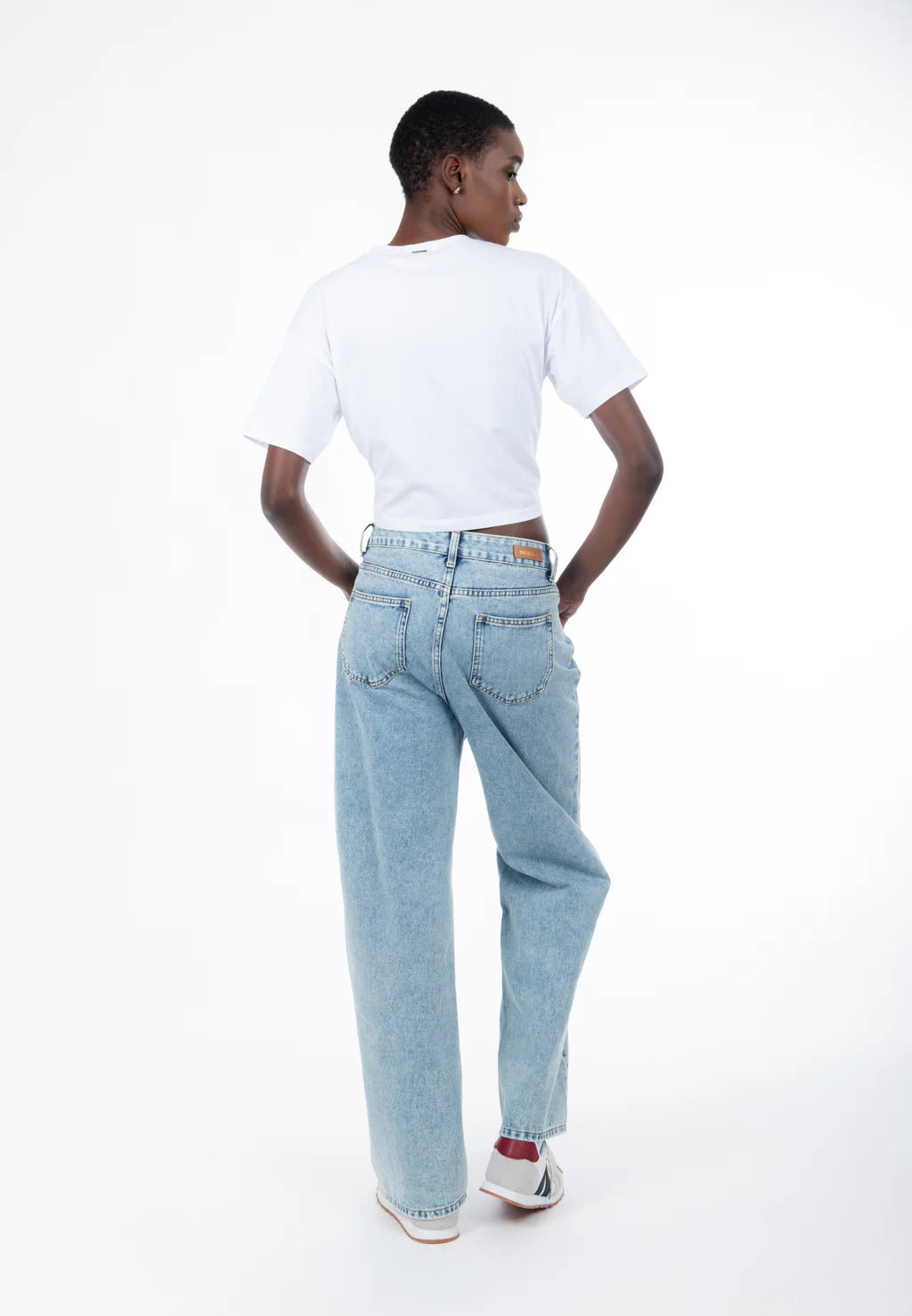 AB134 - TSHIRT - INFLUENCER